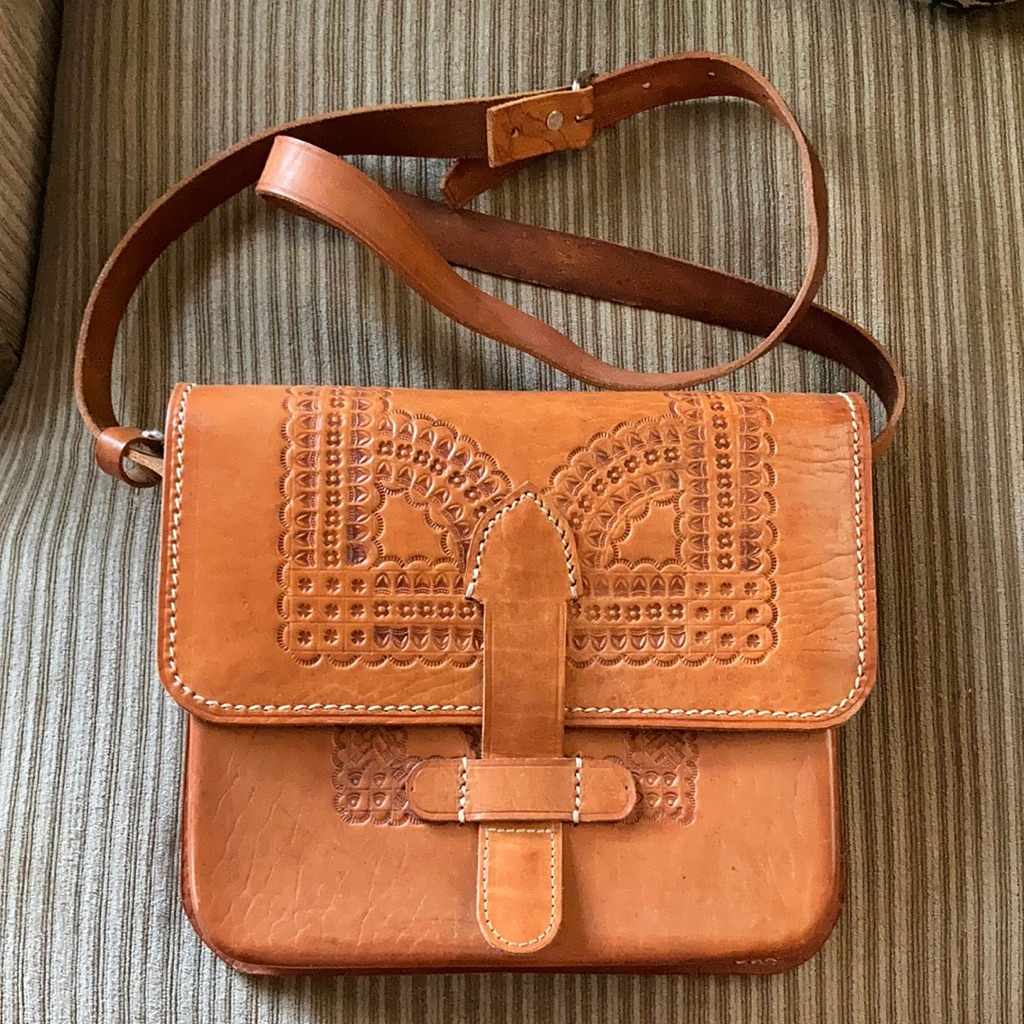 Ecuadorian Leather Crossbody Bag